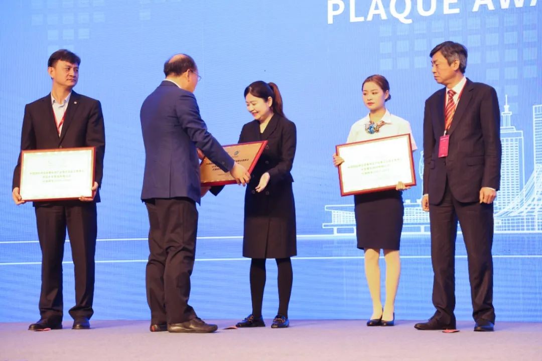 何清华：走“双循环”路路 勇攀造作业世界高地