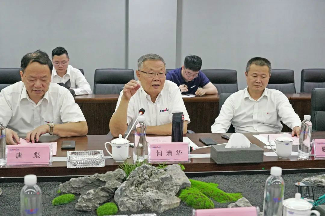 中铁设备赵华总经理光临Z6官网智能互换