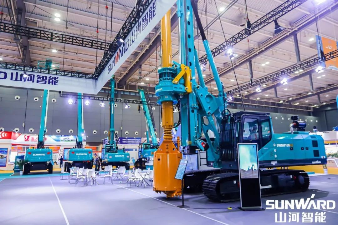 “Z6官网绿”亮相长沙国际工程机械展，50余款产品尽显Z6官网智能创新实力