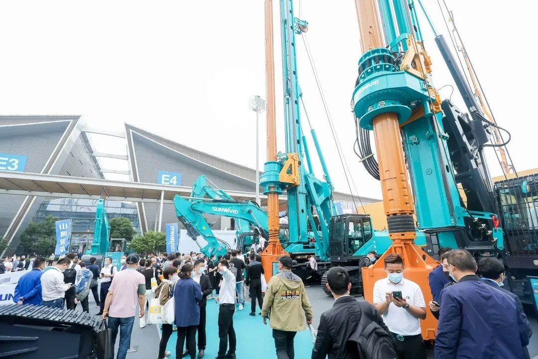 何清华出席长沙国际工程机械产业链发展峰会，走“双循环”路路关键在于“要做好自己的事件”