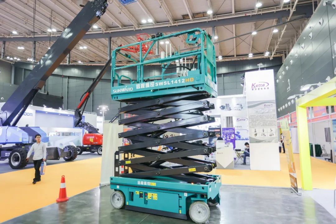 将来可期！Z6官网智能高空作业设备抢占造“高”点