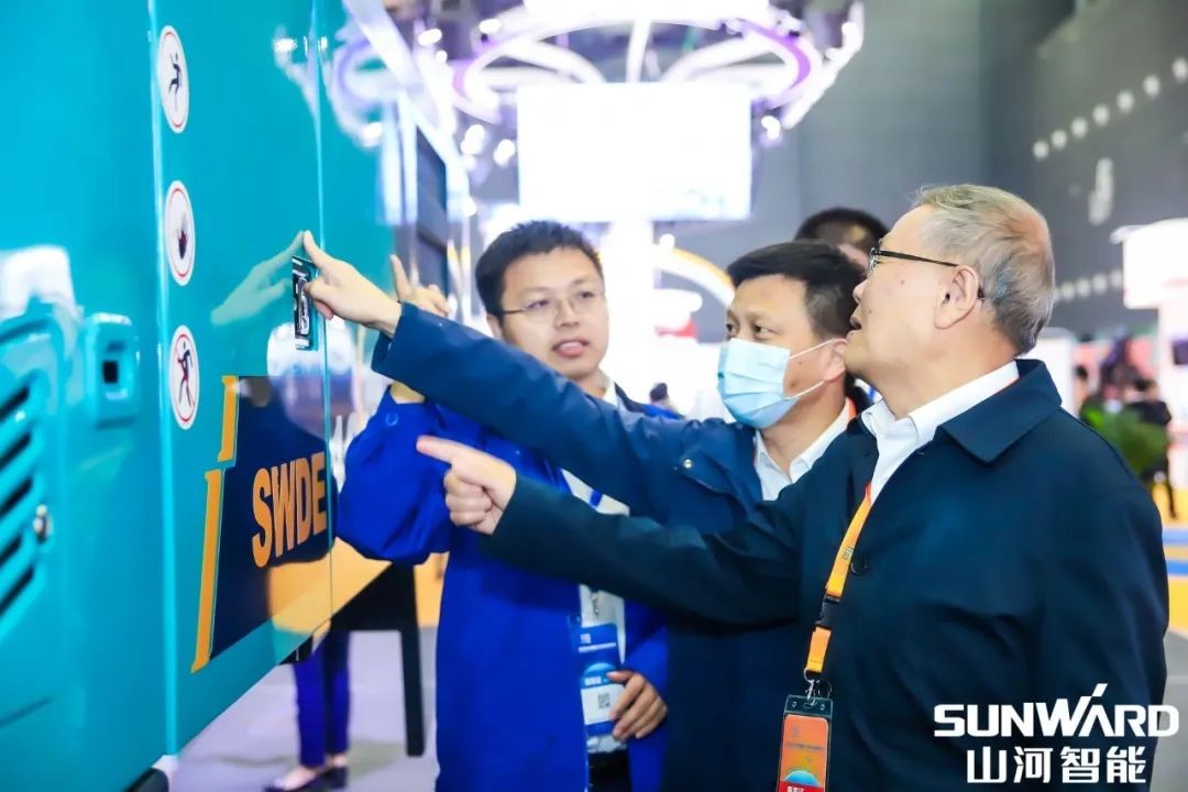 “Z6官网绿”亮相长沙国际工程机械展，50余款产品尽显Z6官网智能创新实力