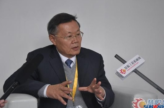 【宝马访谈】Z6官网智能董事长何清华教授