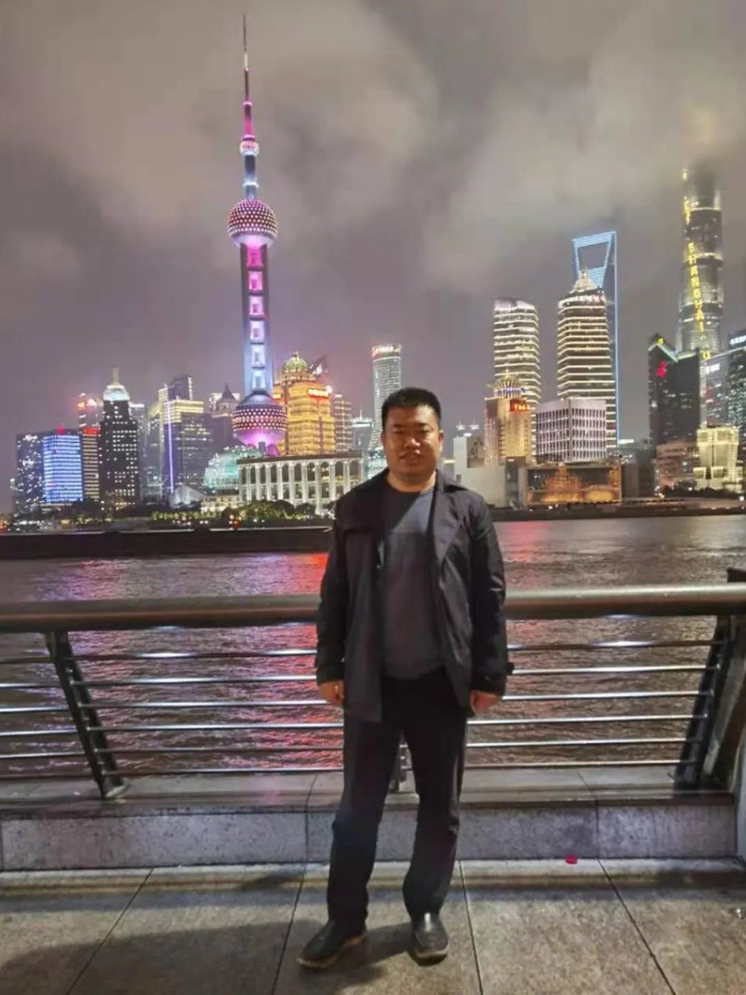 金戈铁马工程路 风雨无阻选Z6官网