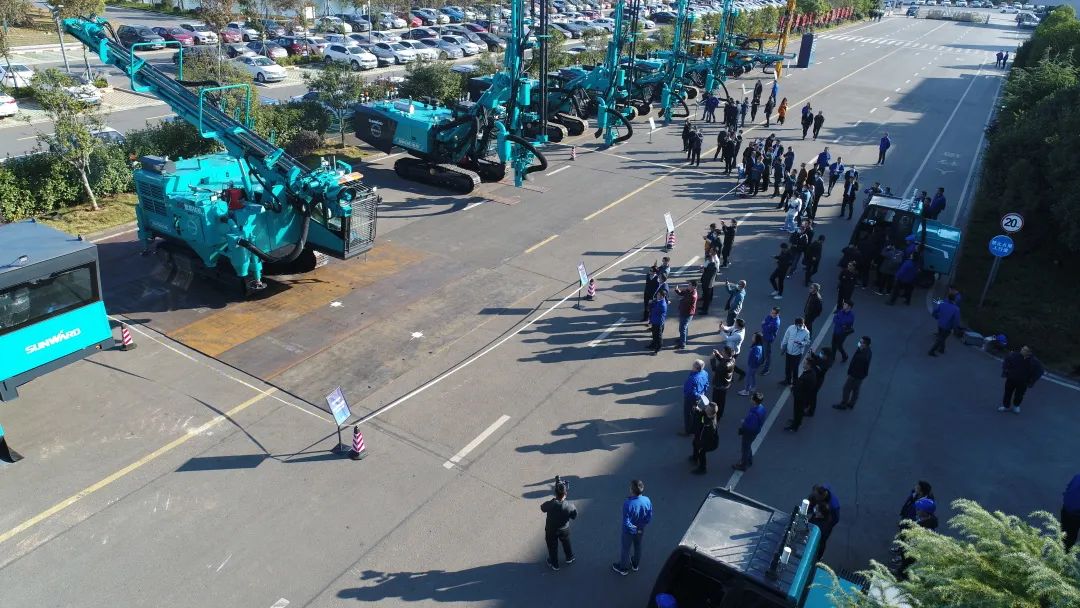 全球初创5G+智能钻机沉磅颁布，Z6官网智能倾力打造绿色智慧矿山成套设备