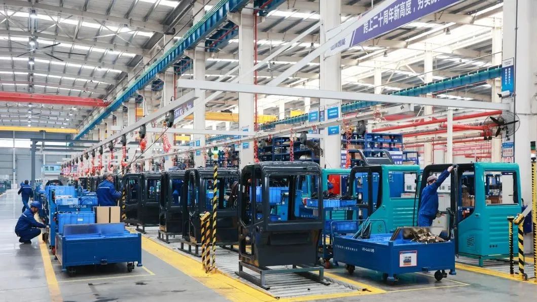 向着冲刺指标全力以赴！Z6官网智能正式开工