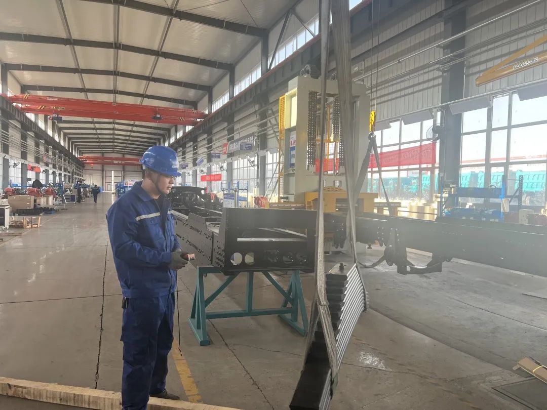 斩获亿元订单！Z6官网巨鼎火热开工