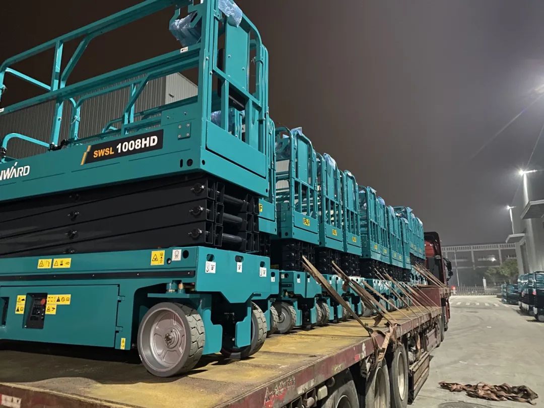 创下单日最高发货量纪录！Z6官网高机设备集中发货