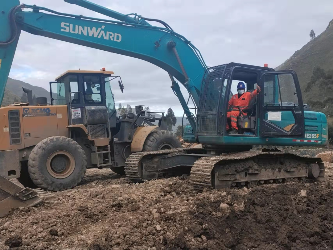 挑战世界第二高山脉！Z6官网智能设备助力秘鲁安第斯国度公路项目建设