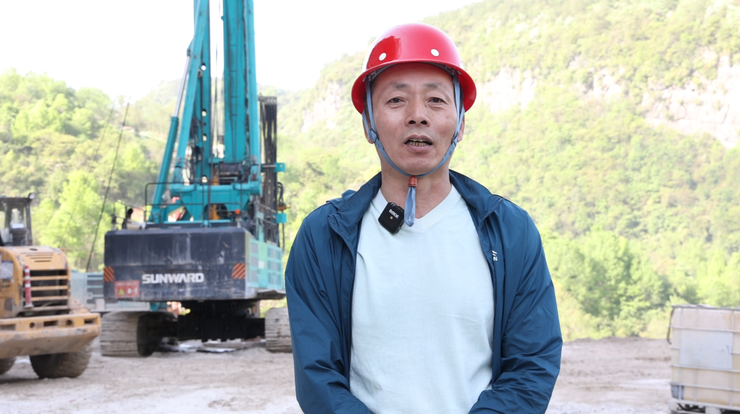 展示施工“奇效”！Z6官网智能旋挖钻机强势助力炉慈高快公路建设