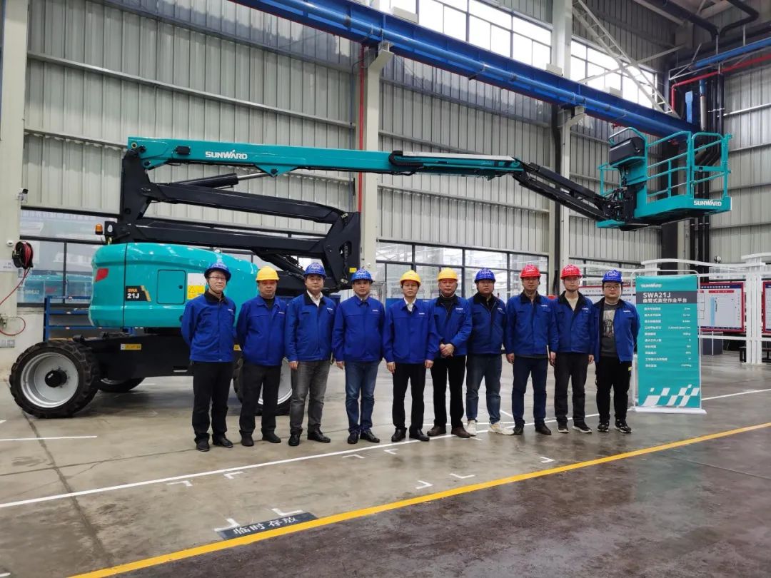 行业同级别产品之最！Z6官网智能又一款曲臂式高空作业平台成功下线