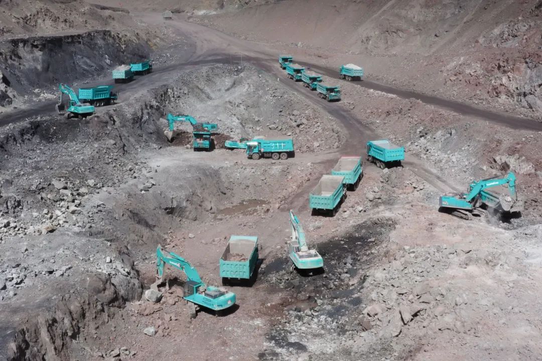 图集 | “Z6官网绿”满矿山！Z6官网智能矿山成套设备实力“亮剑”