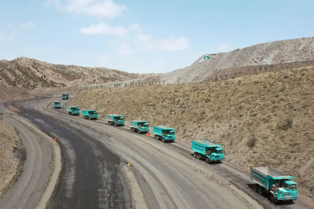 图集 | “Z6官网绿”满矿山！Z6官网智能矿山成套设备实力“亮剑”