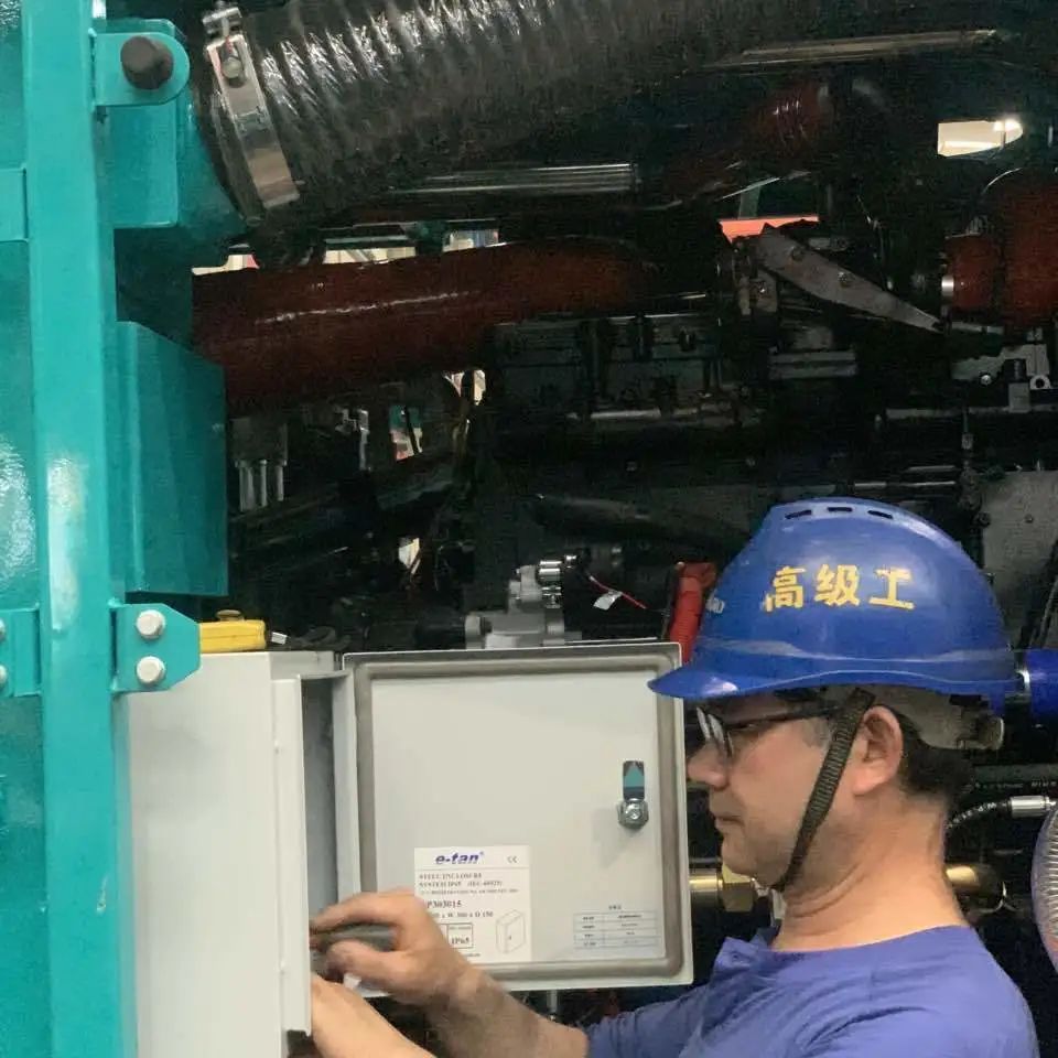 将奋斗进行到底！致敬Z6官网劳动者