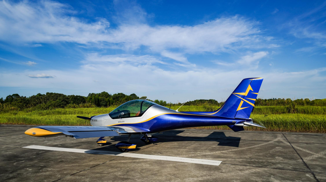 图集 | 阿若拉穿“鲨”衣，还有更多套装为天空添彩！