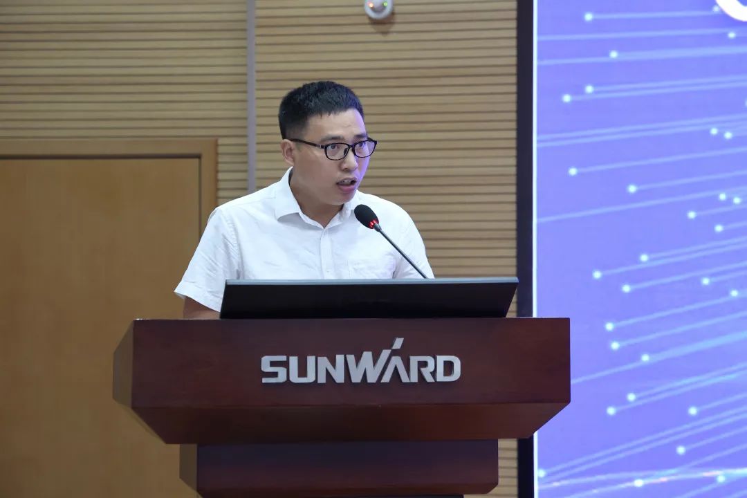 创新引领，智造将来！“2022院士专家长沙杏妆高端设备高质量发展钻研会隆沉进行