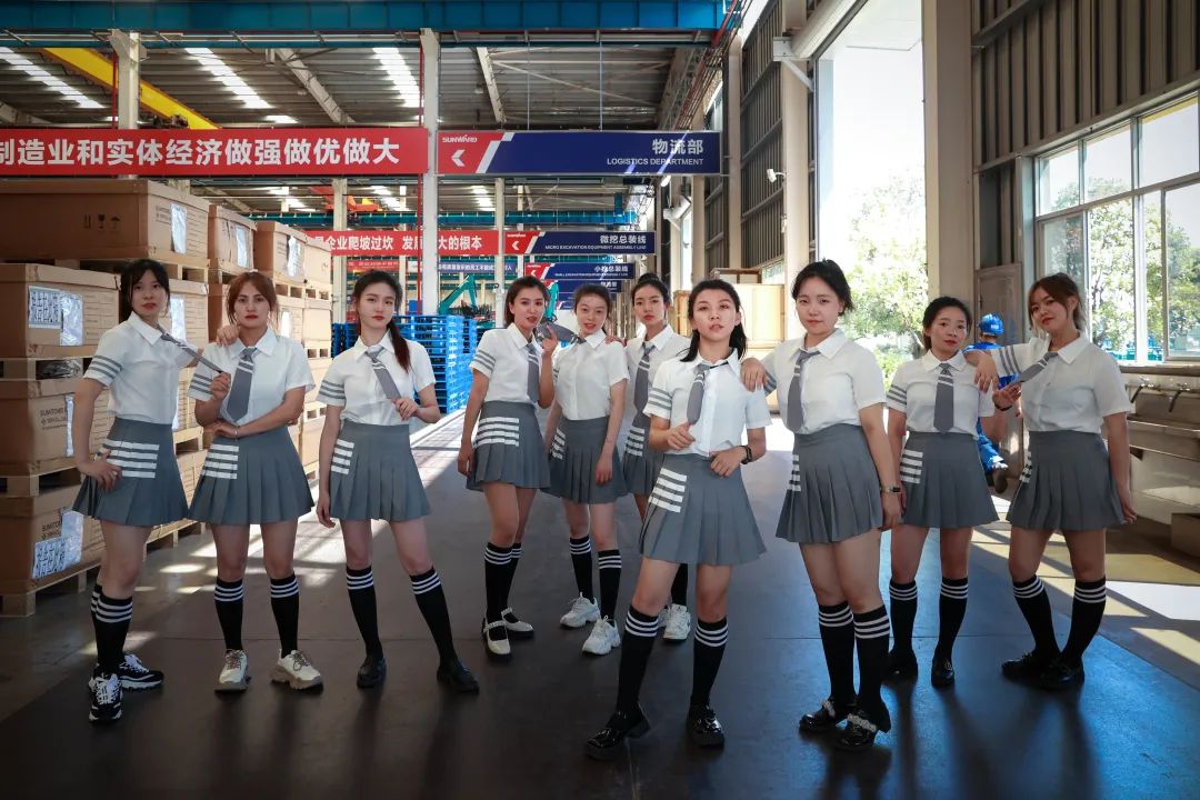 又酷又辣又炫！Z6官网智能第二届挖机宝贝来了