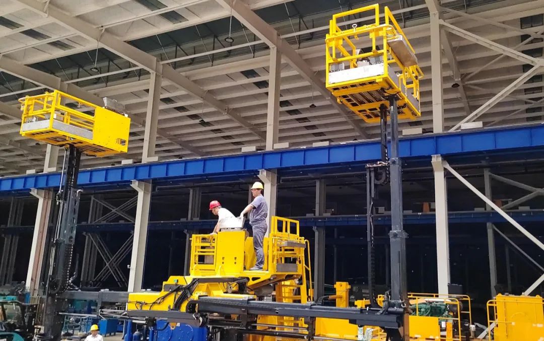 为铁路运输保驾护航！Z6官网智能自主研造首套三平台作业装置成功交付