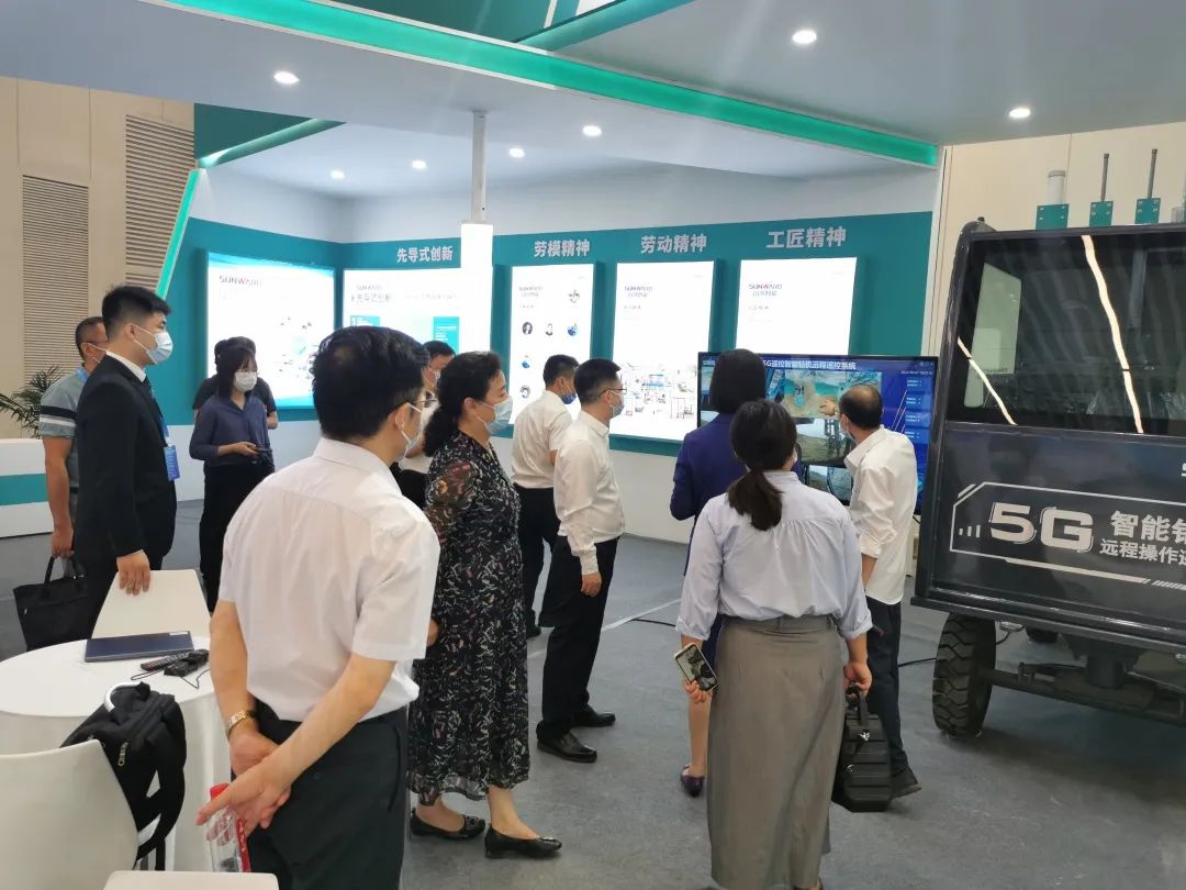 匠心Z6官网，造作报国！Z6官网智能设备亮相首届湖湘劳模工匠创新成就展