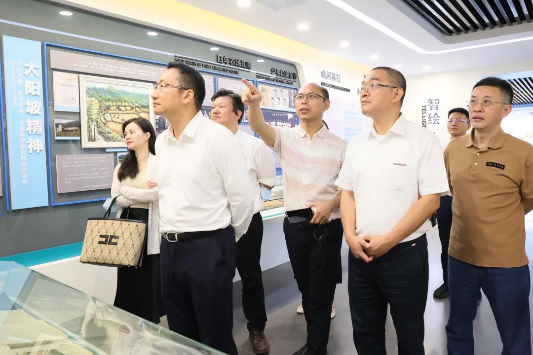 广州工控副总经理张劲泉调研Z6官网智能