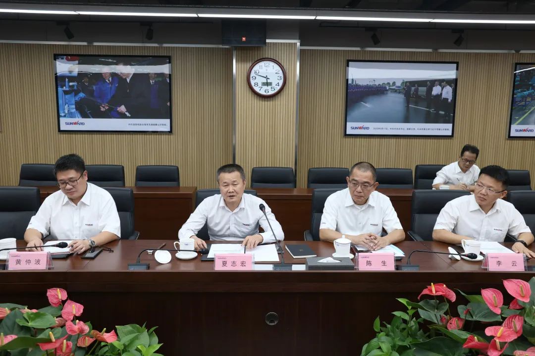 广州工控副总经理张劲泉调研Z6官网智能