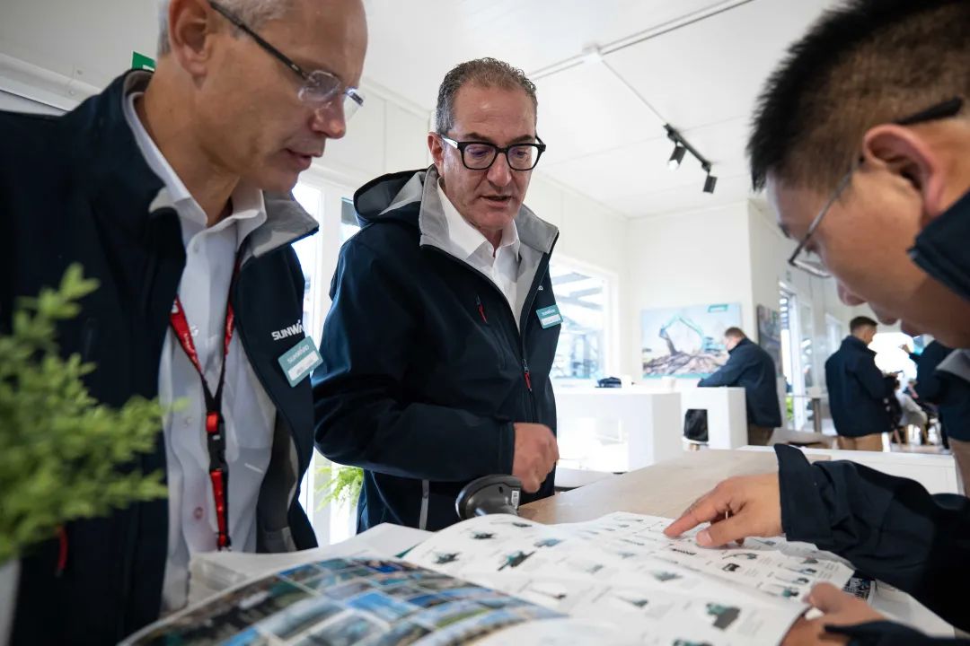 Bauma 2022 | 持续加码欧洲高端市场，“Z6官网绿”闪灼德国慕尼黑