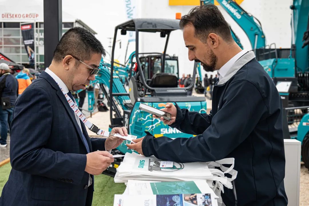 Bauma 2022 | 初次亮相，Z6官网智能高空机械受热捧