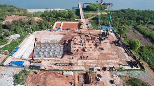 超等“桩”备实力亮剑！Z6官网智能携手武汉告成建设攻克燕矶长江大桥复杂地层施工难题