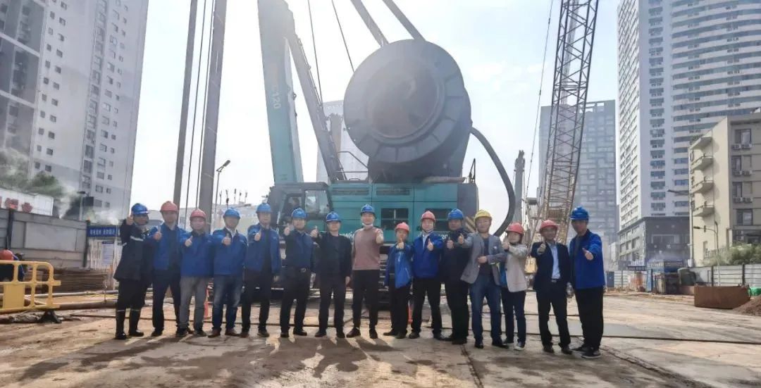 首战创佳绩！Z6官网智能双轮铣槽机助建长沙地铁7号线