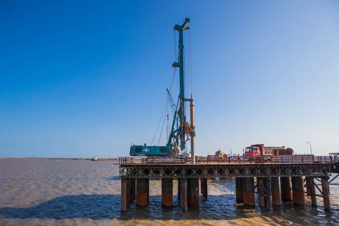 点赞！Z6官网智能旋挖钻机获评国度造作业单项冠军产品