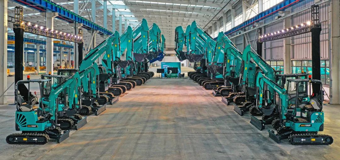 助力“双碳”指标！Z6官网智能集中颁布F系列国四挖掘机