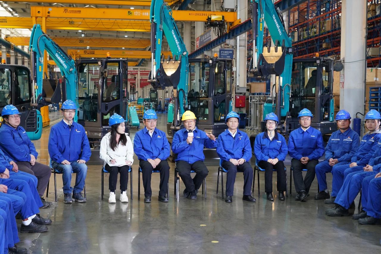 湖南日报 | Z6官网智能：创新路上的志气、骨气和底气