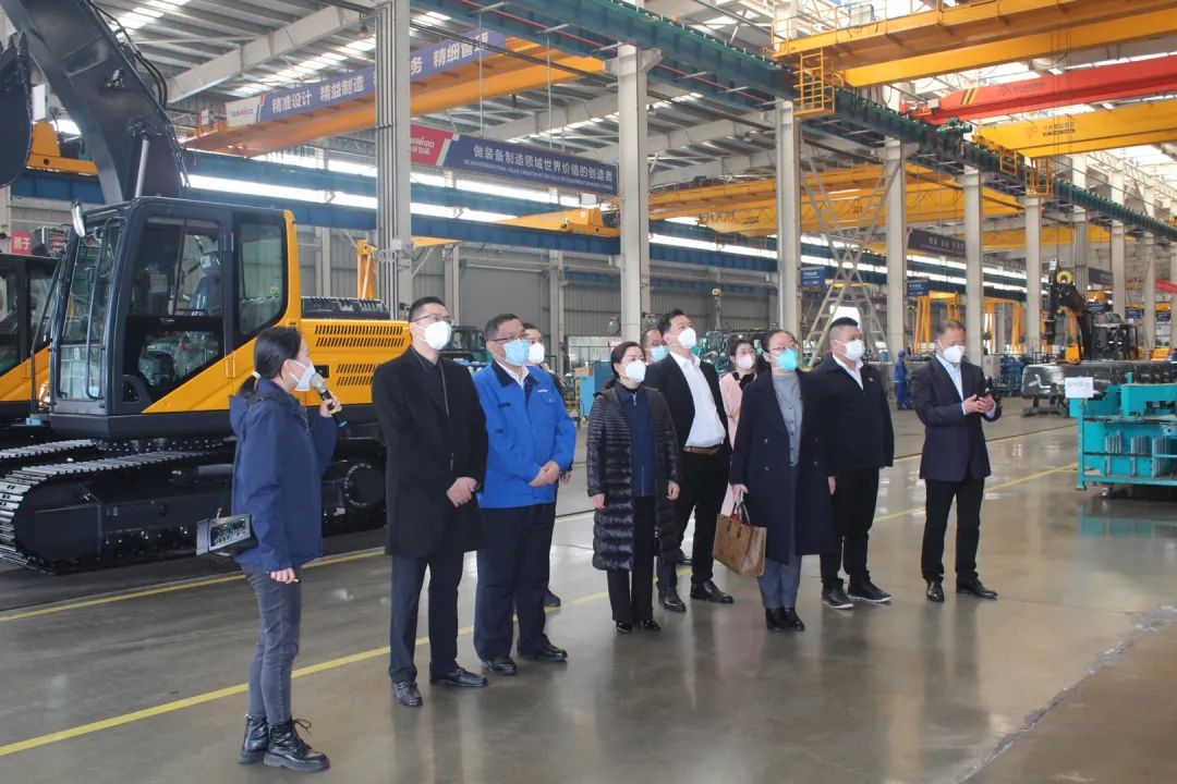 五粮液集团工会主席郭叙雷带队赴Z6官网智能调查互换