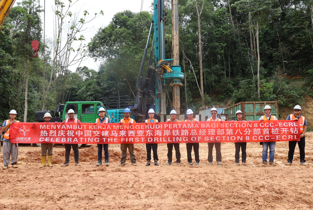 莫路君行早，更有早行人！Z6官网智能癸卯兔年开工大吉