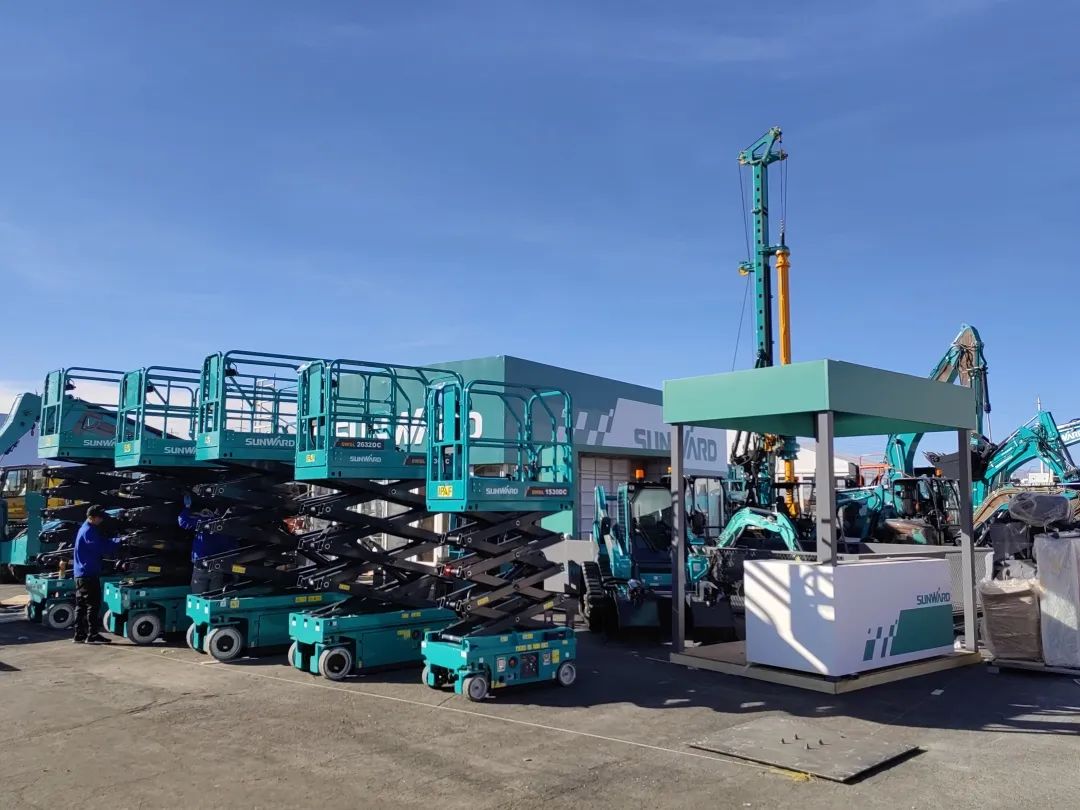 拉展直播 | Z6官网智能高空精品亮相2023美国拉展，哪款是你的最爱？