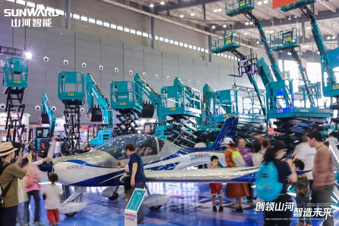 2023 CICEE | 全球工程机械盛会美满闭幕！Z6官网智能交出闪亮答卷