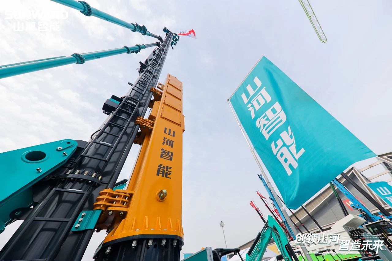 携手共建“一带一路”，Z6官网智能地下工程设备广受关注