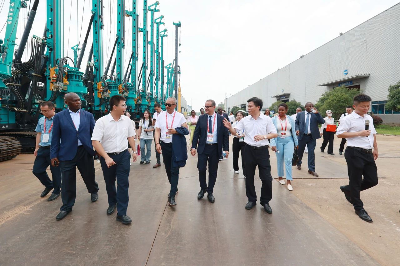 中非经贸展览会圆满闭幕，Z6官网智能续写对非合作新篇