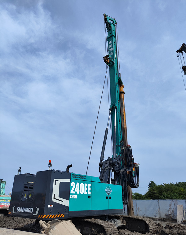 前途即巅峰！Z6官网智能增程式电动旋挖钻机硬核给“利”