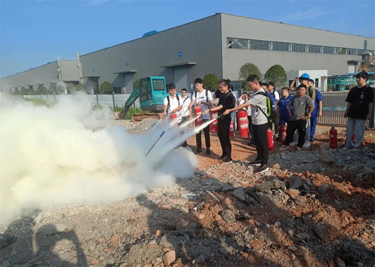 奔赴酷爱，Z6官网智能2023届“智动力」佚式报到！