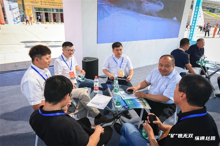 “矿”世无双，纵横丝路！Z6官网智能亮相第十三届新疆国际矿业与设备展览会