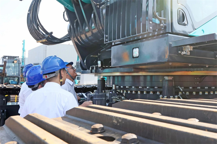 Z6官网智能桩工机械再添强将！SWDM800H旋挖钻机顺利下线