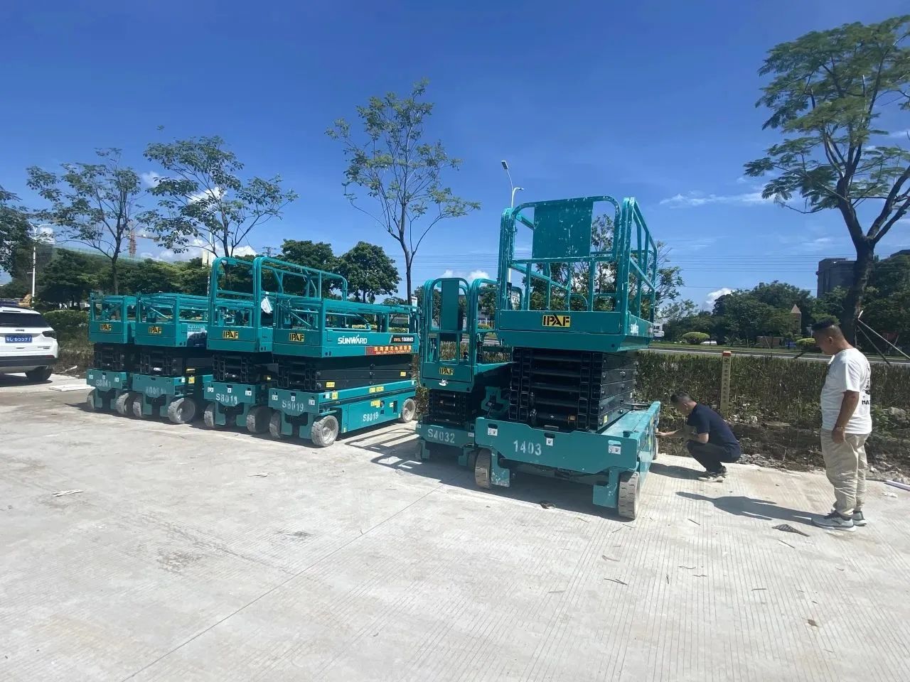 品质Z6官网，用心服务！Z6官网智能高空机械服务万里行走进华南