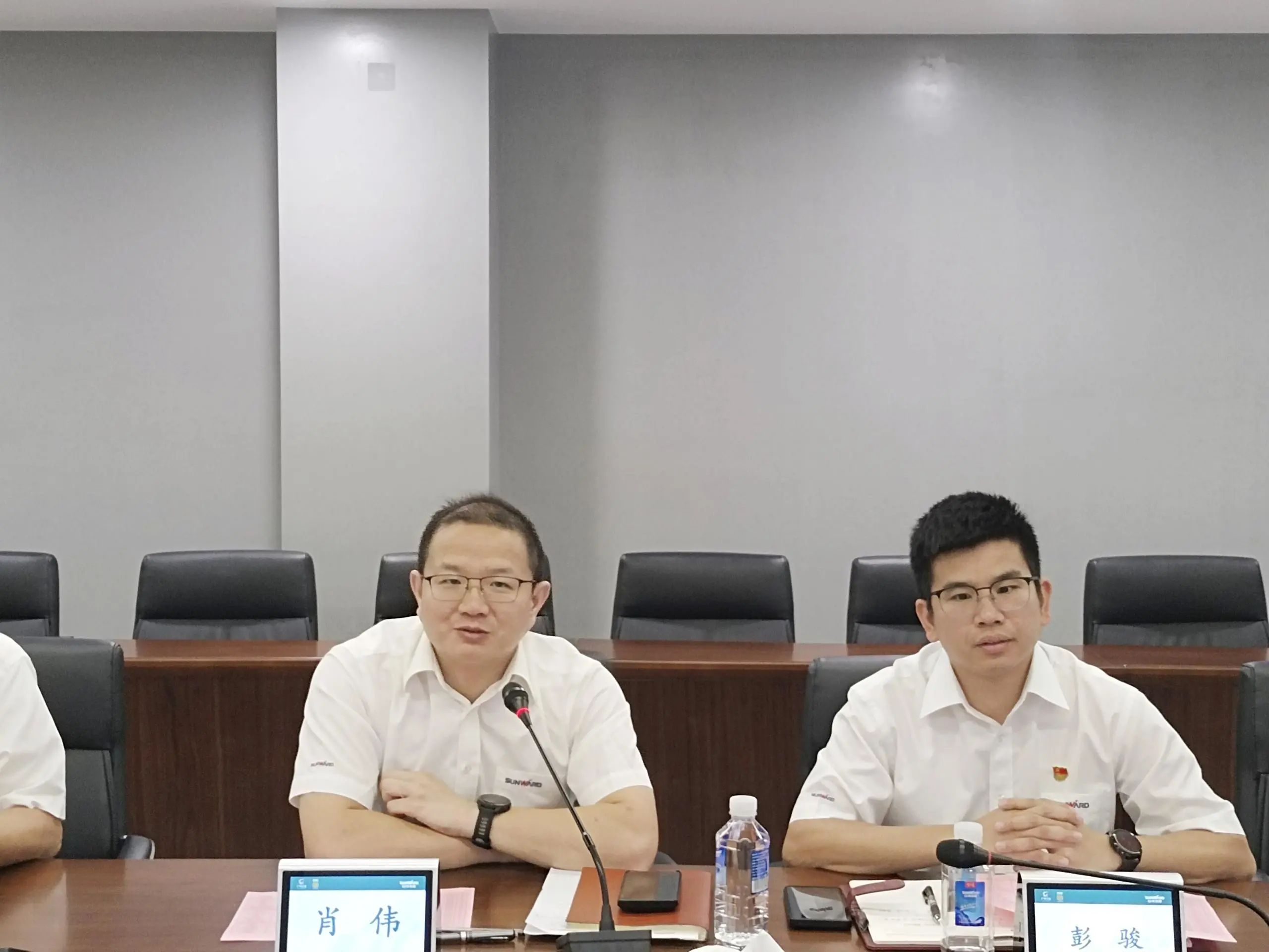 畅谈心声，共话将来！这场应届毕业生员工座谈会，很暖，很贴心！