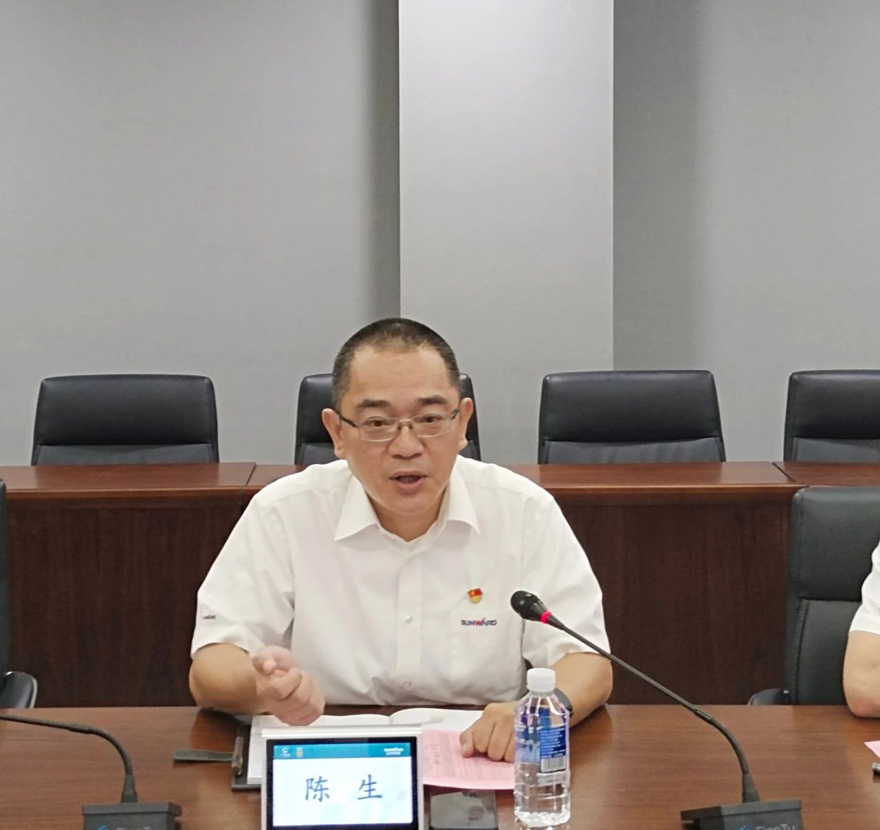 畅谈心声，共话将来！这场应届毕业生员工座谈会，很暖，很贴心！