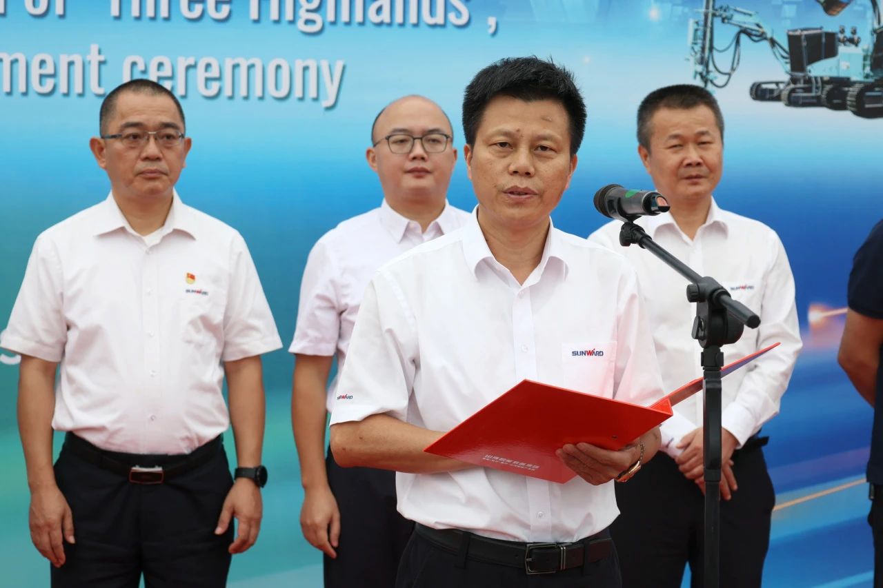 持续进军国际市。6官网智能近百台设备集中发货