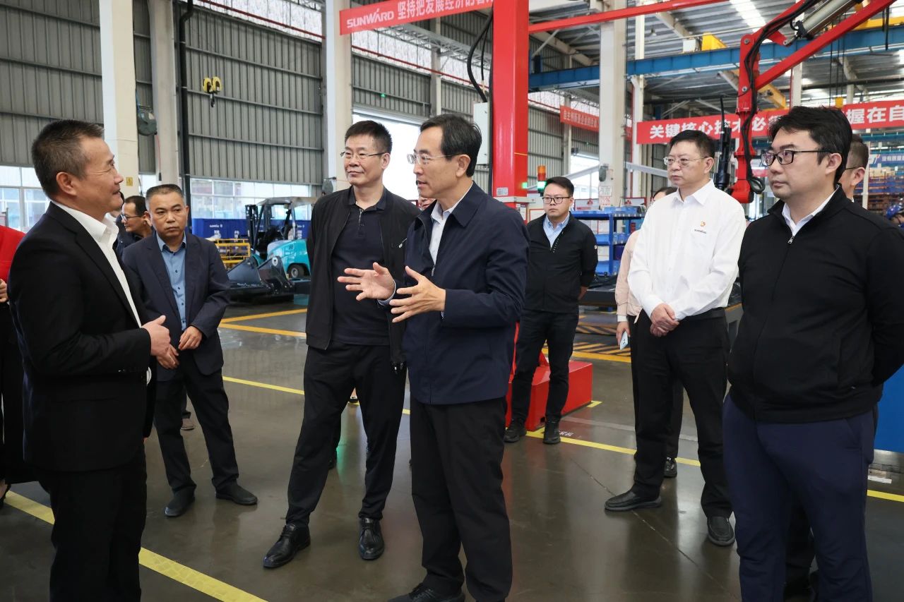 北京市政协副主席林抚生调研Z6官网智能