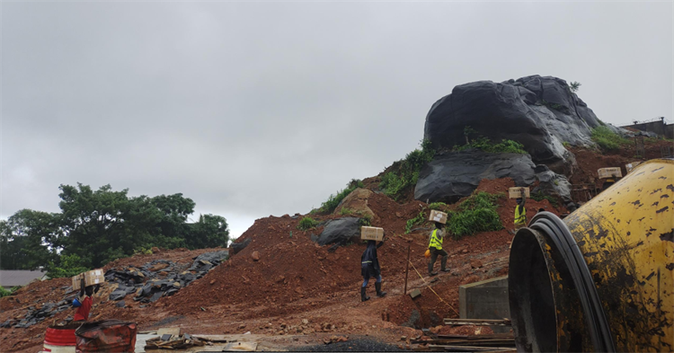 破万难，赶工期！Z6官网江麓打响西非“攻坚战”