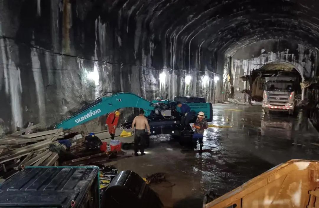 Z6官网智能售后服务：全力以赴，赋予机械性命与活力