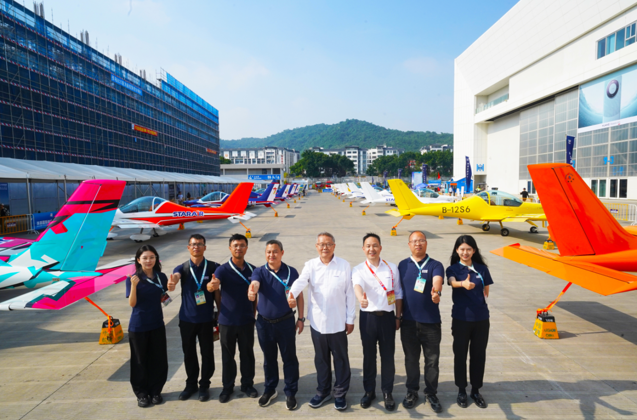 央媒聚焦！一路见证首届亚洲通用航空展上的Z6官网风采